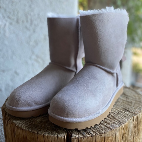 UGG Bailey Bow II Boot Varies Sizes - Picture 5 of 10